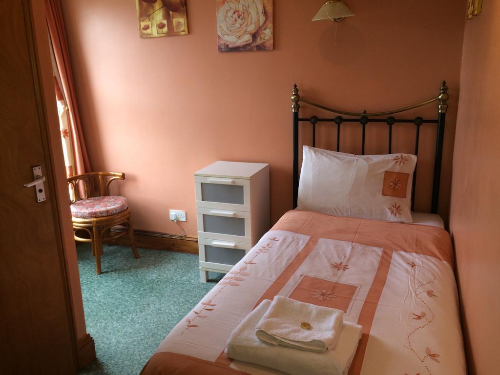 Charlotte House Hotel Peterborough Extérieur photo