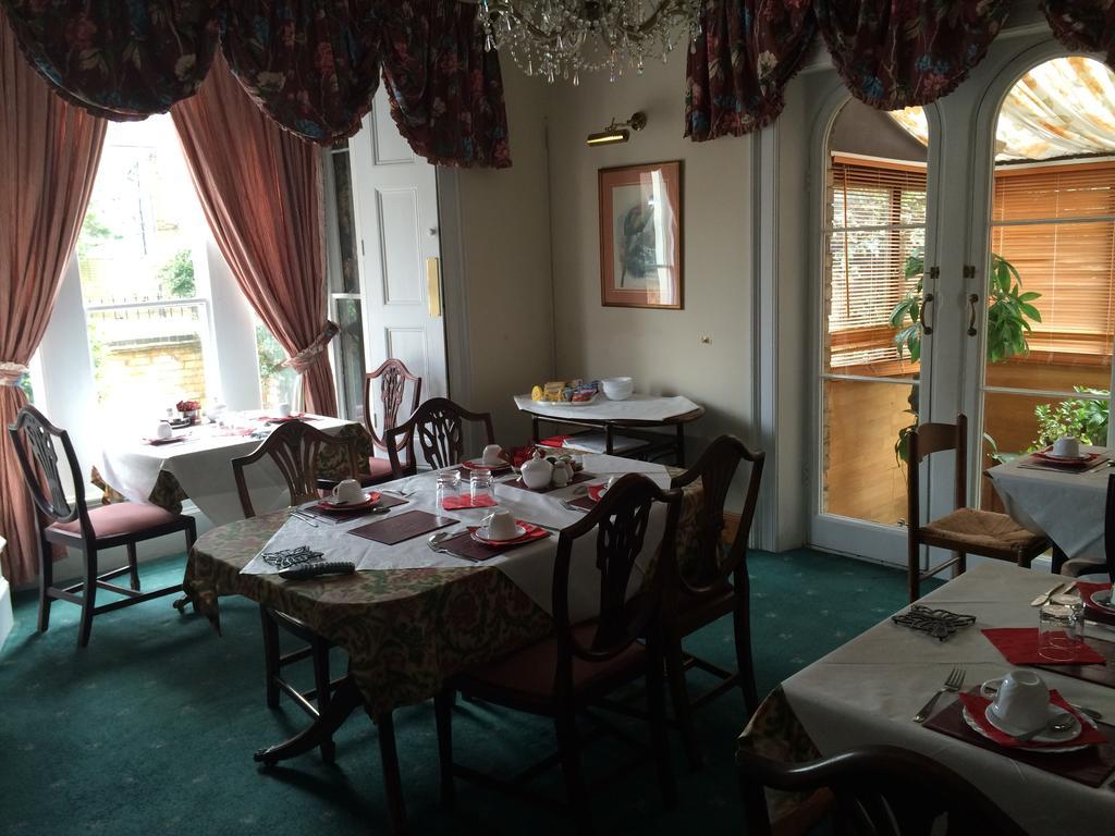 Charlotte House Hotel Peterborough Extérieur photo
